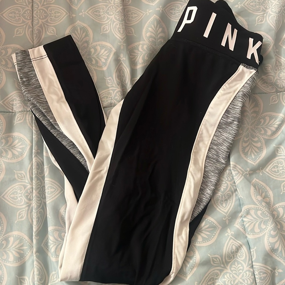 Small leggings from pink